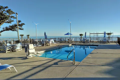 Gulf Beach RV Resort