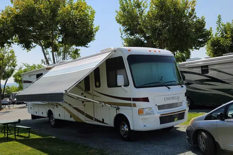 Rogue Valley Overnighter RV