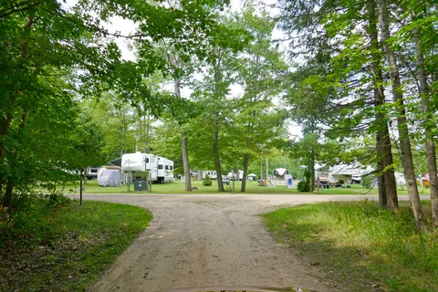 Warblers Cove Campground and RV Resorts