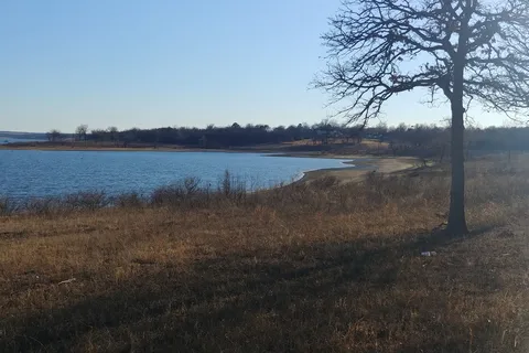 Lake Shore Motel and RV Park