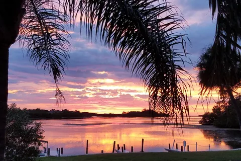 Hickory Point Mobile Home and RV Park