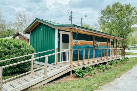 Mountain River Family Campground