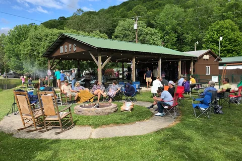 Mountain River Family Campground