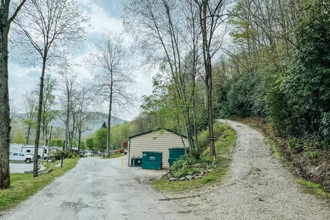 Mountain River Family Campground