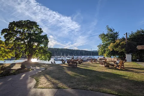 Heriot Bay Inn and Marina