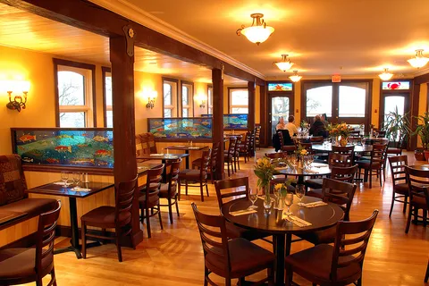 Heriot Bay Inn and Marina