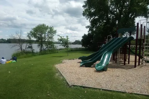 West - Lake Louise State Recreation Area