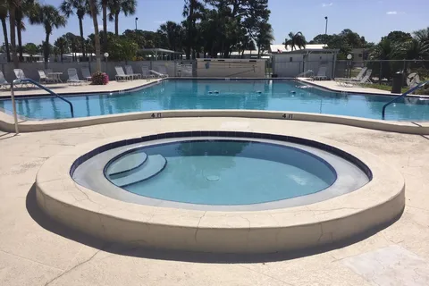 Sarasota Lakes RV Resort