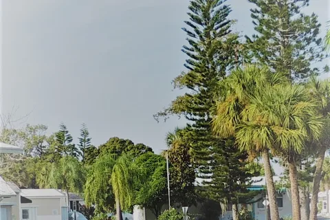 Sarasota Lakes RV Resort