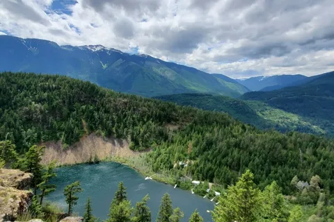 Blue Lake Resort