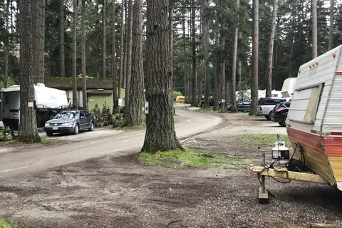 Cedar Beach Resort &Campground
