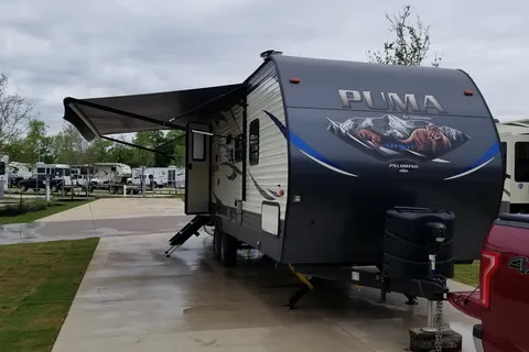 Rio Bonito RV Park and Cabin Resort