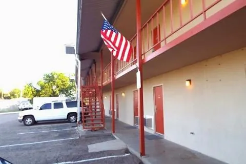 American Inn and RV Park