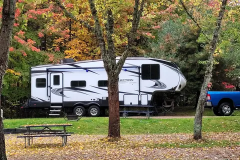 Smuggler's Den Campground