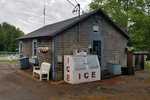 Smuggler's Den Campground