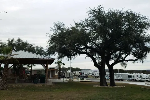 D&R Rivercity RV Resort
