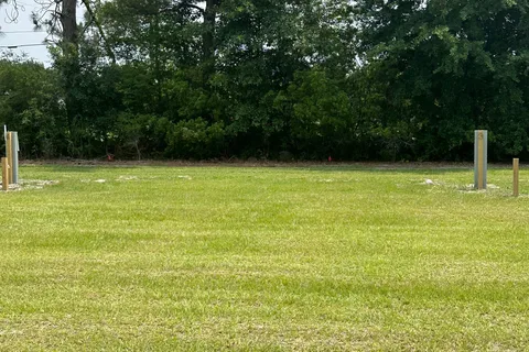 Pecans & Pines RV Park