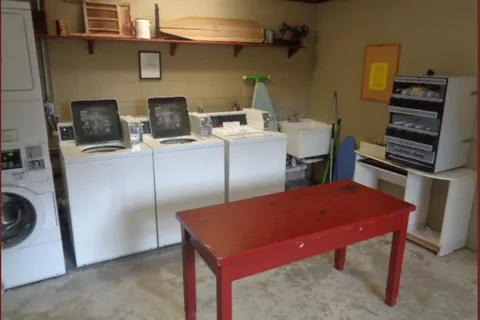 Wagon Wheel RV Park and Cabin Rental