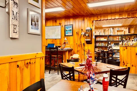 Newcomb Cafe and Campground