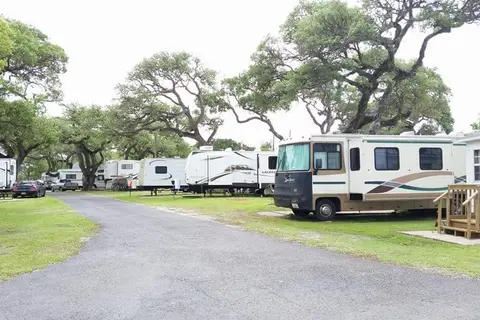 Taylor Oaks RV Park