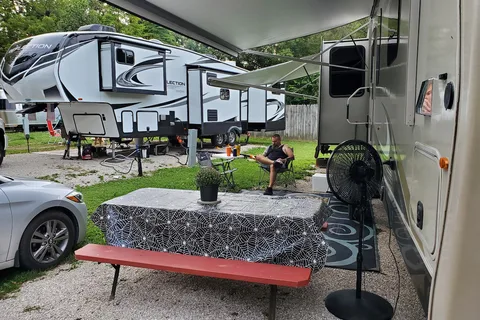 Elizabethtown Crossroads Campground