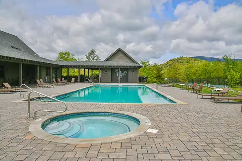 Mountain Falls Luxury Motorcoach Resort