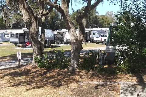 Zephyr Palms RV Park