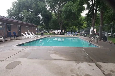 Lakeshore RV Park - Ortonville