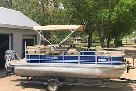 Lakeshore RV Park - Ortonville