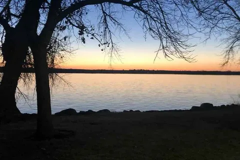 Lakeshore RV Park - Ortonville