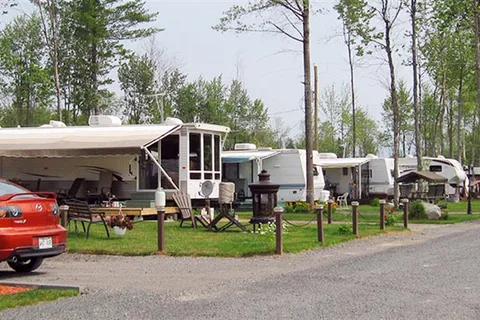 Camping Domaine De La Chute