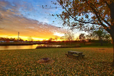 Lake Haven Retreat