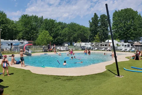 Camping Port St Francois