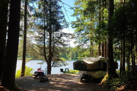 Morton Lake Provincial Park