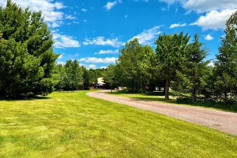 Buck n Beams Campground and Bar