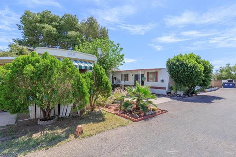 Southern Palms Mobile Home and RV Park