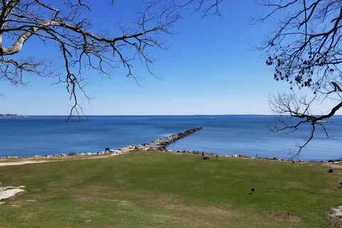 Rocky Neck State Park