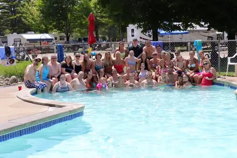 Lincoln / Woodstock KOA Holiday