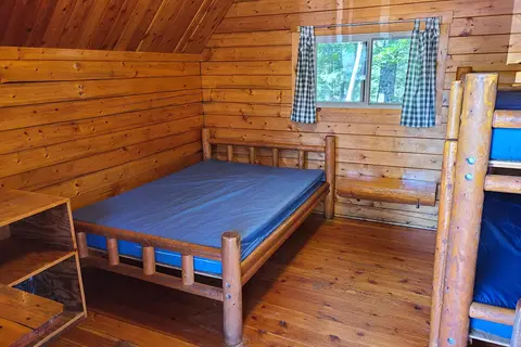 Lincoln / Woodstock KOA Holiday