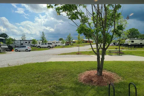 Hidden Falls Cabins and RV Park