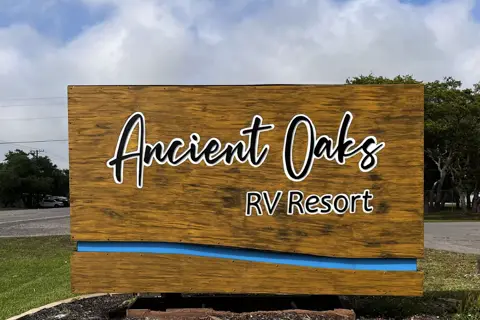 Ancient Oaks RV Park