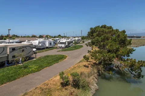 Shoreline RV Park