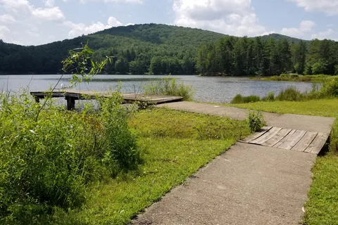 Moncove Lake State Park