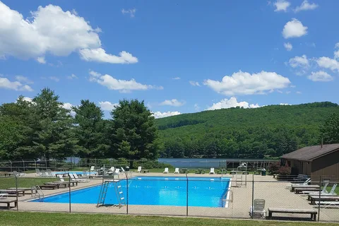 Moncove Lake State Park