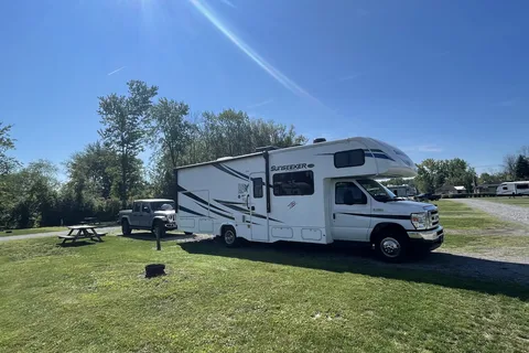 Niagara Falls Campground and Lodging