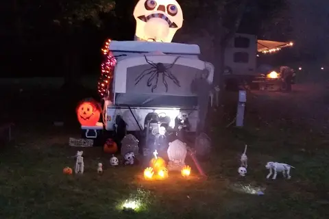 Goose Hollow Camp and RV Park