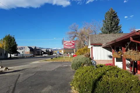 Mountain View Motel and Campground
