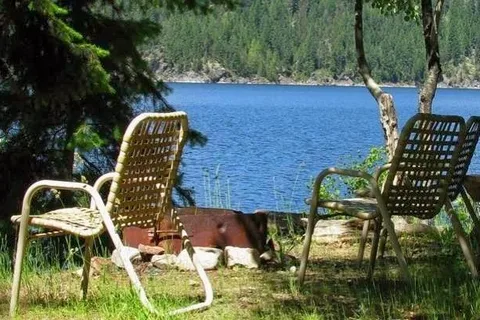 The Lakeview - Store and Campground