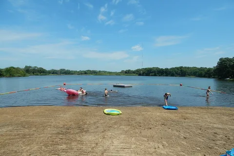 Lakeshore RV Resort and Campground