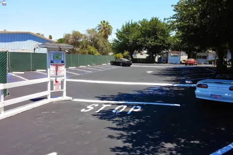 Fresno Mobile Home and RV Park